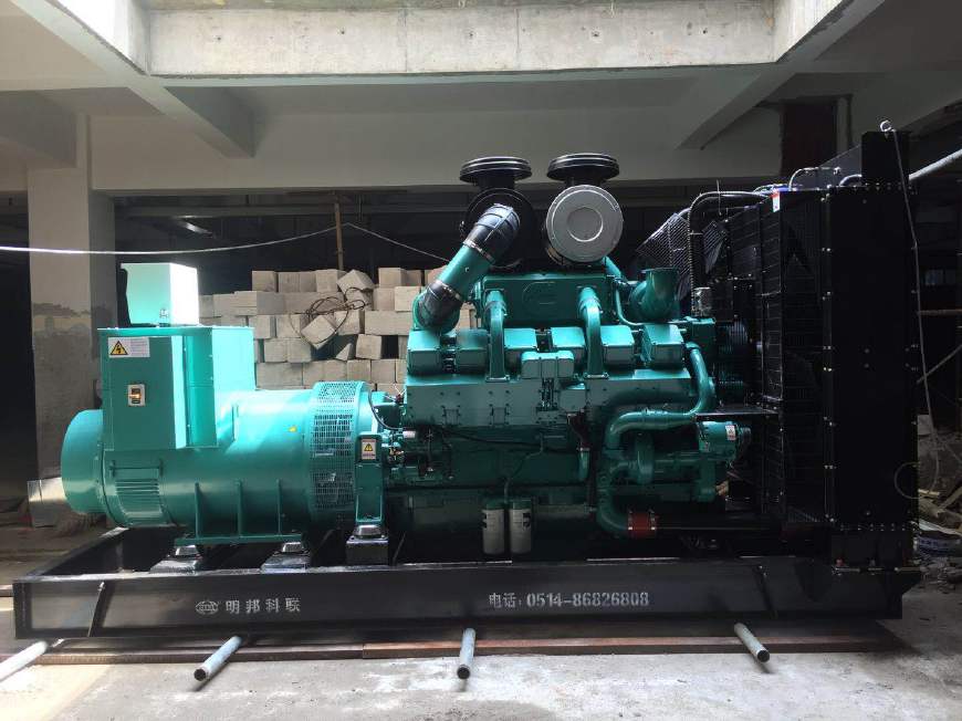 明邦为怀化锦江房地产安装500kw柴油发电机组