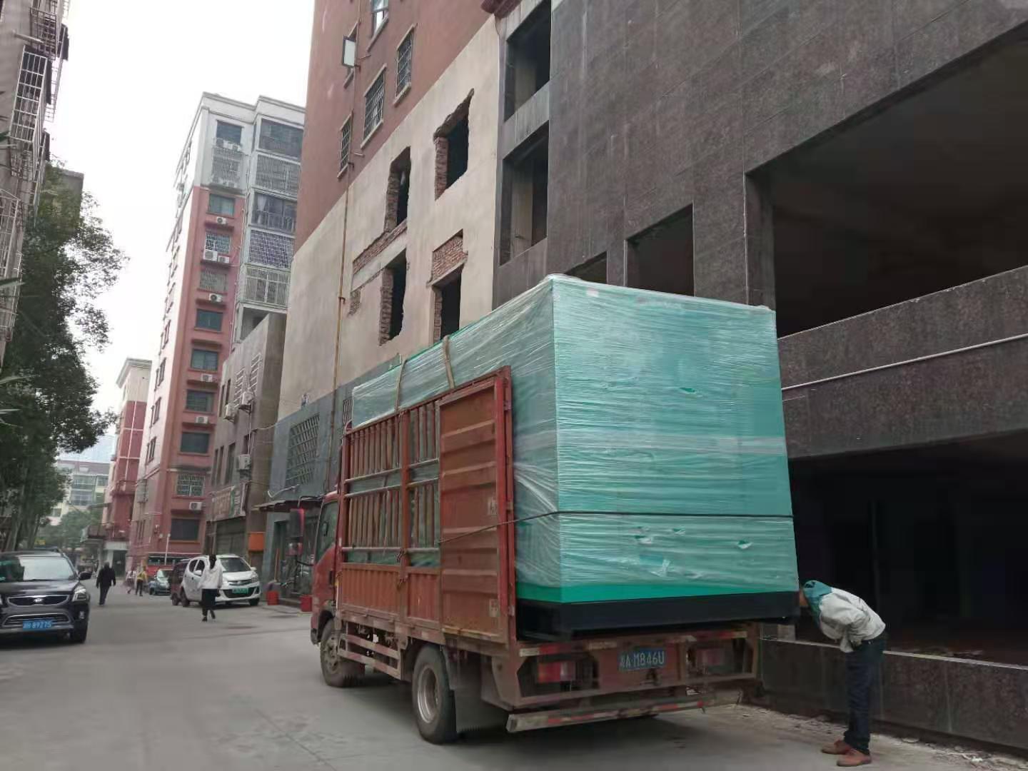 明邦为益阳兴园公司提供400kw静音箱发电机组一台